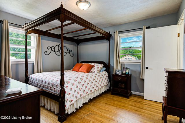 865 Bleemel Ln, Mt Washington, KY 40047