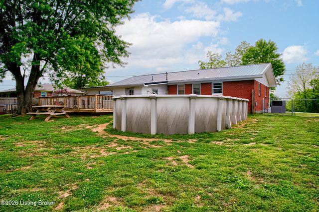 865 Bleemel Ln, Mt Washington, KY 40047