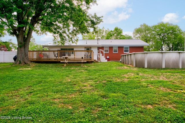 865 Bleemel Ln, Mt Washington, KY 40047
