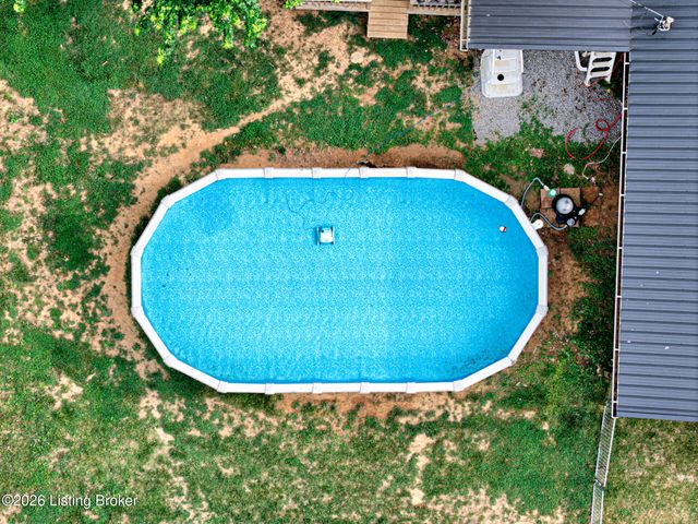 865 Bleemel Ln, Mt Washington, KY 40047