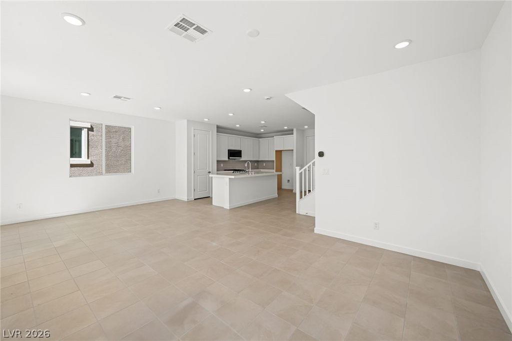 8575 Balfour Meadows Avenue, Las Vegas, NV 89113 — photo 4
