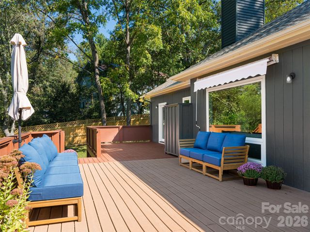 17 Beaverdam Court, Asheville, NC 28804