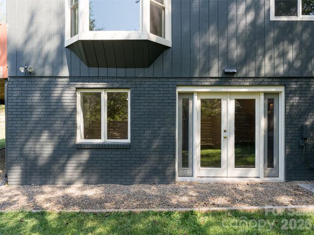 17 Beaverdam Court, Asheville, NC 28804