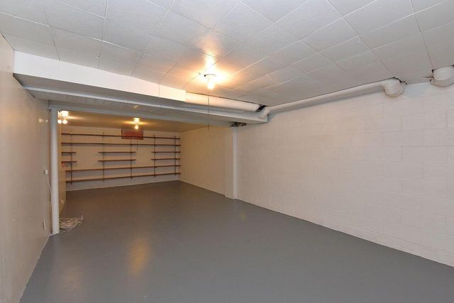 6081 W Calumet ROAD, Milwaukee, WI 53223