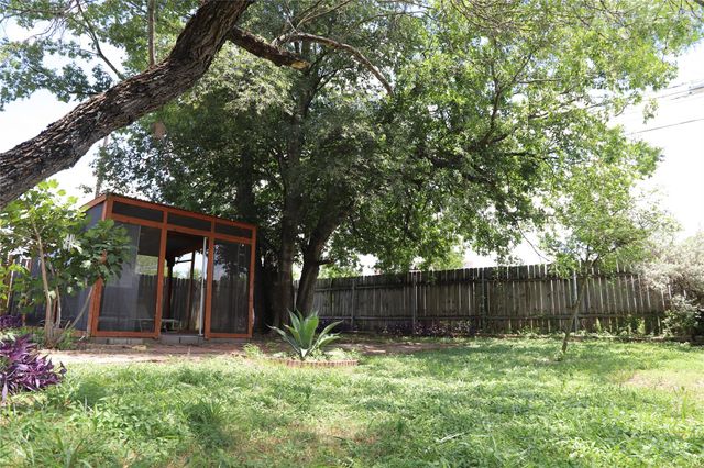 7807 Bixler DR, Austin, TX 78744