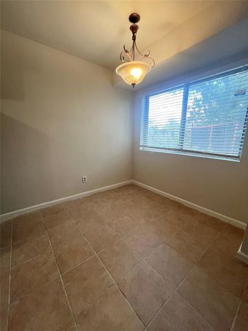 7807 Bixler DR, Austin, TX 78744
