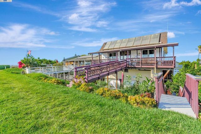 71 Taylor Pl, Bethel Island, CA 94511