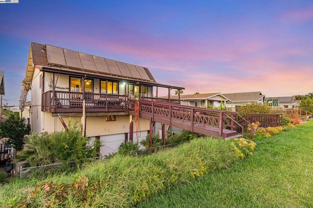 71 Taylor Pl, Bethel Island, CA 94511