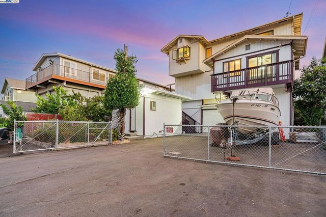 71 Taylor Pl, Bethel Island, CA 94511