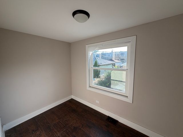1749 N Meade Avenue, Chicago, IL 60639