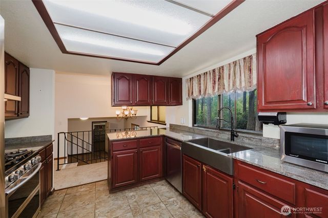3711 SE Ardenwald Place, Port Orchard, WA 98366