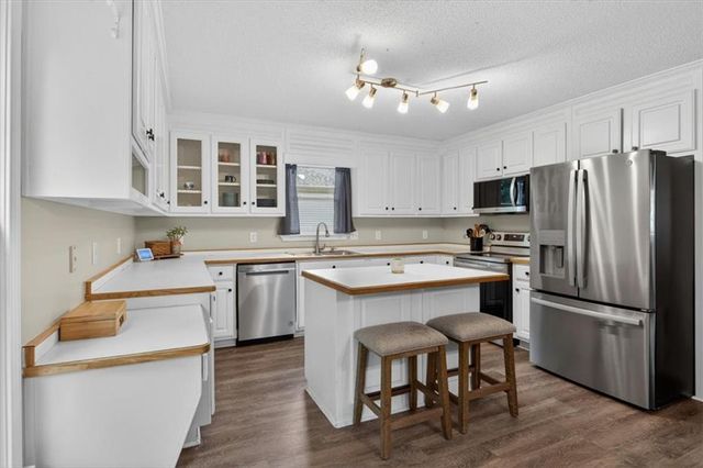 535 Matthew Drive, Canton, GA 30115