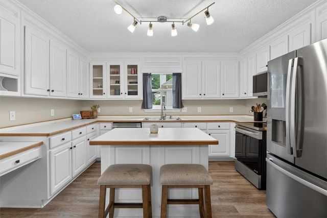 535 Matthew Drive, Canton, GA 30115