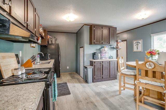 2708 Frontier Trail, Granbury, TX 76048