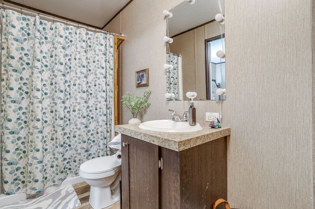 2708 Frontier Trail, Granbury, TX 76048