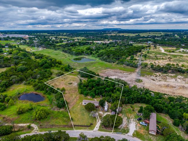 2708 Frontier Trail, Granbury, TX 76048