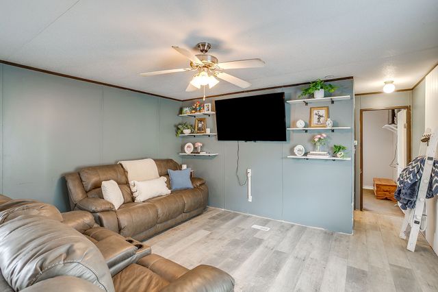 2708 Frontier Trail, Granbury, TX 76048