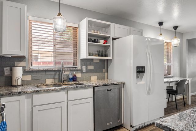 2717 Mesilla Street NE, Albuquerque, NM 87110