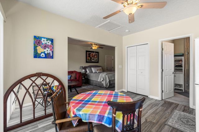 2717 Mesilla Street NE, Albuquerque, NM 87110