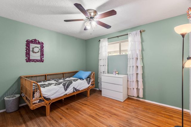 2717 Mesilla Street NE, Albuquerque, NM 87110