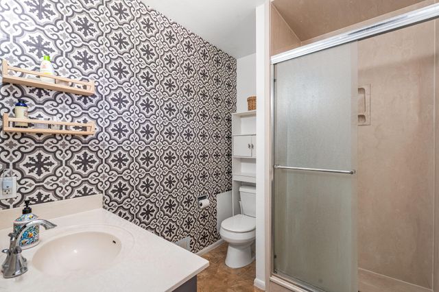 2717 Mesilla Street NE, Albuquerque, NM 87110