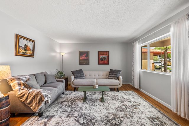 2717 Mesilla Street NE, Albuquerque, NM 87110