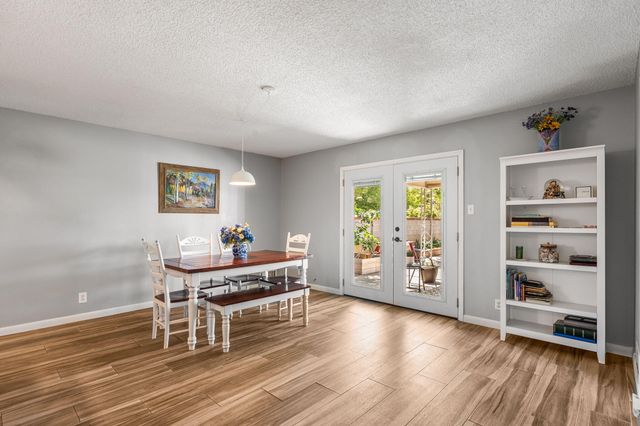 2717 Mesilla Street NE, Albuquerque, NM 87110