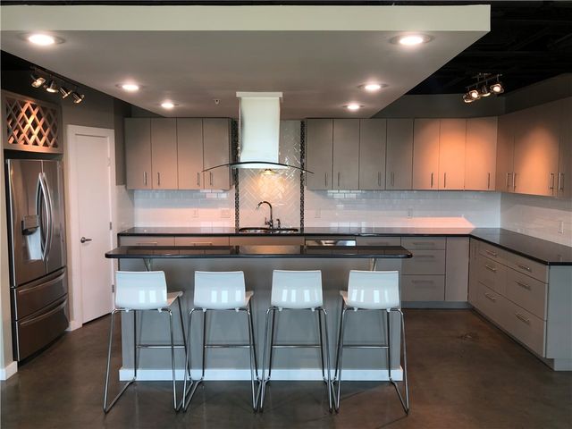 901 N Upper Broadway St 306, Corpus Christi, TX 78401