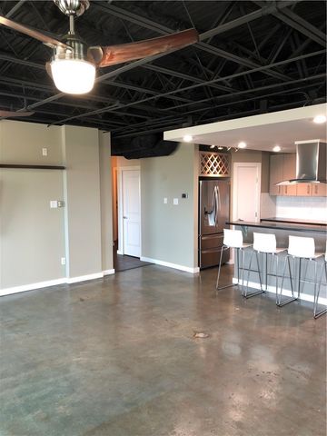 901 N Upper Broadway St 306, Corpus Christi, TX 78401