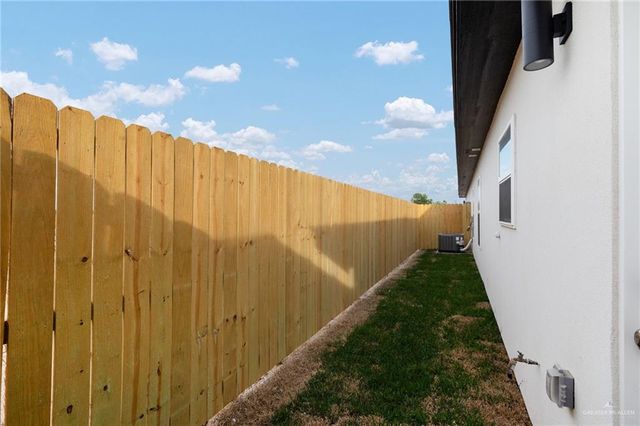 11507 N 24th Lane, Mcallen, TX 78504