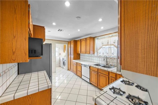 1207 Graynold, Glendale, CA 91202