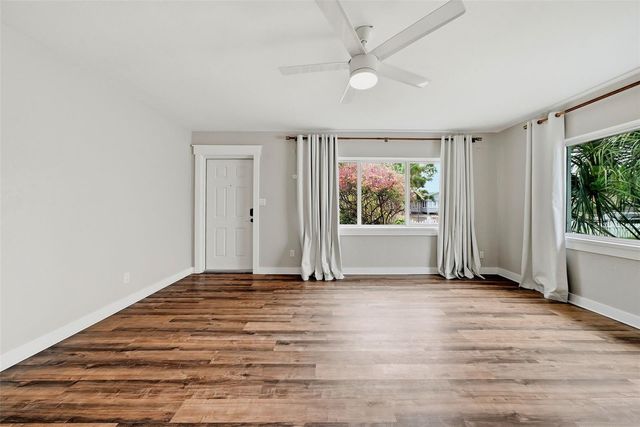 4730 BURLINGTON AVENUE N, St Petersburg, FL 33713
