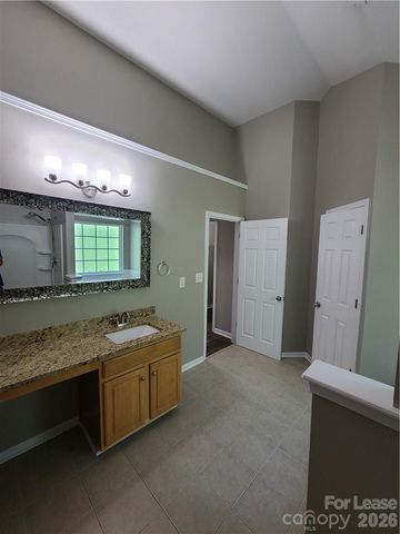 19231 Kanawha Drive, Cornelius, NC 28031