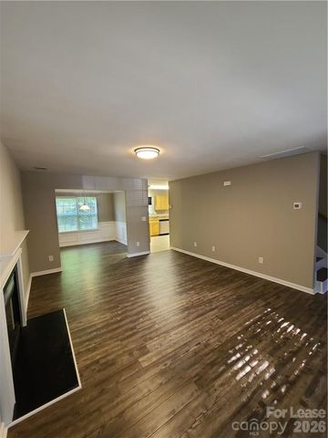 19231 Kanawha Drive, Cornelius, NC 28031