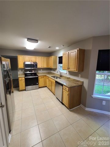 19231 Kanawha Drive, Cornelius, NC 28031