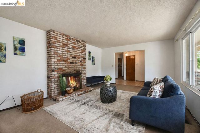 3199 Crismore Dr, Oakley, CA 94561
