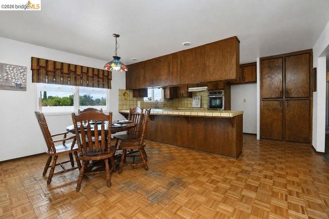 3199 Crismore Dr, Oakley, CA 94561