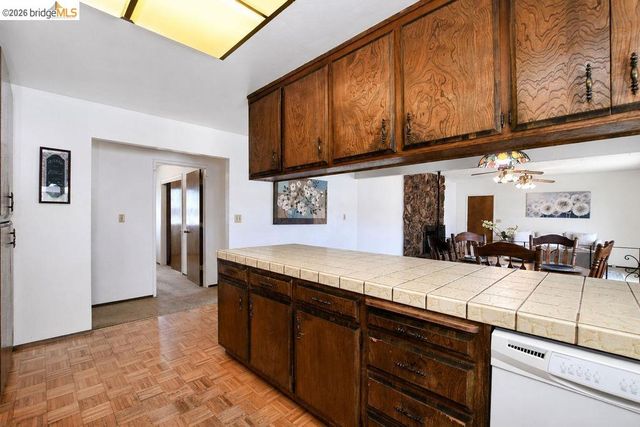 3199 Crismore Dr, Oakley, CA 94561