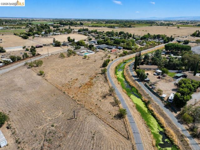 3199 Crismore Dr, Oakley, CA 94561