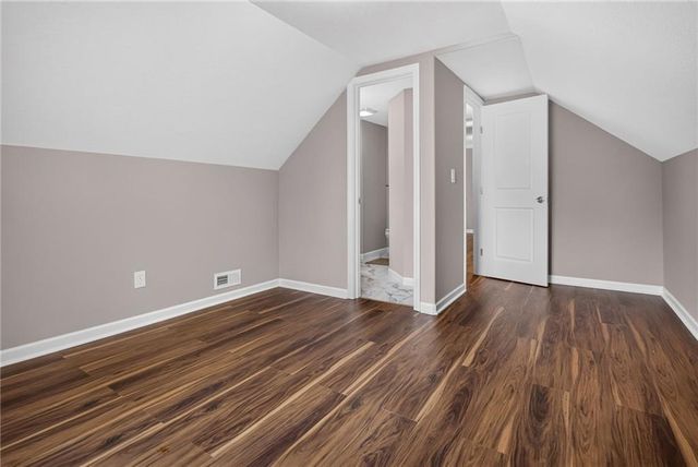 4711 E 43rd Street, Kansas City, MO 64130