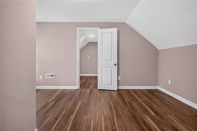 4711 E 43rd Street, Kansas City, MO 64130
