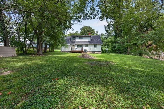 4711 E 43rd Street, Kansas City, MO 64130