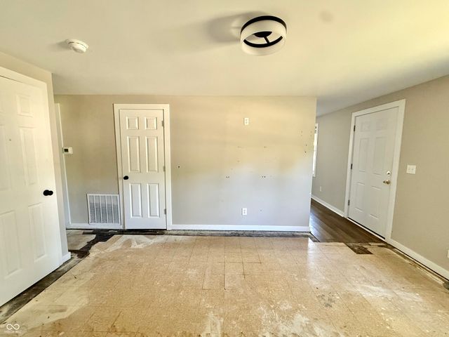 4132 N Vinewood Avenue, Indianapolis, IN 46254