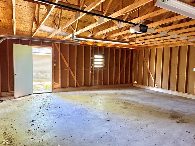 4132 N Vinewood Avenue, Indianapolis, IN 46254