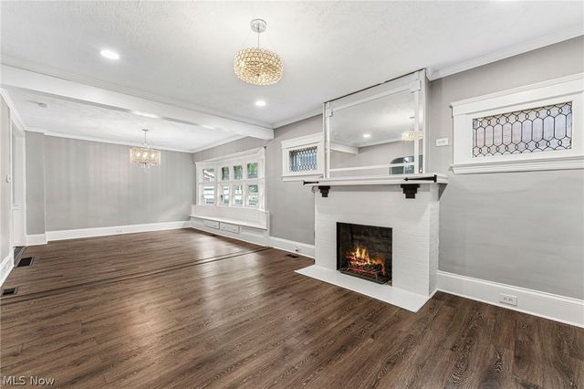 2081 West Boulevard, Cleveland, OH 44102