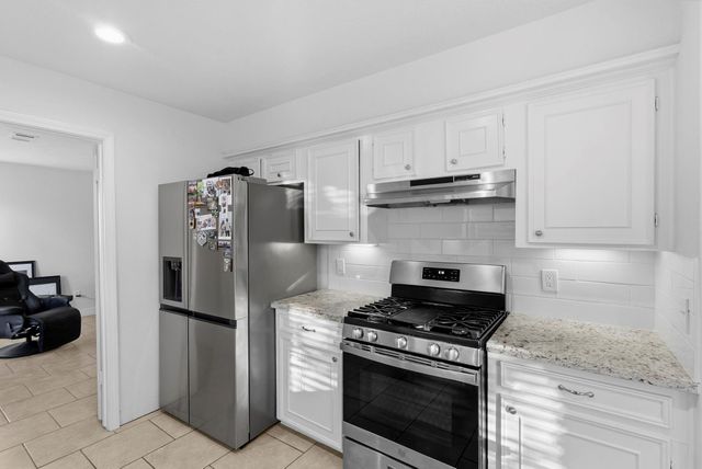 7107 Mission Bay Drive, Houston, TX 77083