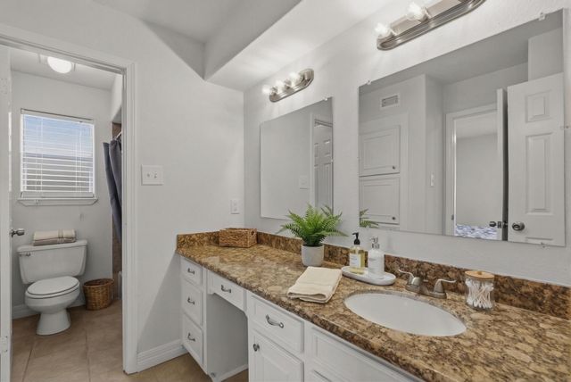 7107 Mission Bay Drive, Houston, TX 77083