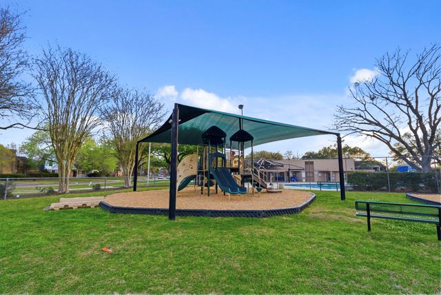 7107 Mission Bay Drive, Houston, TX 77083