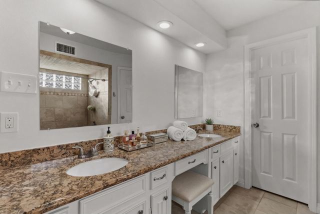 7107 Mission Bay Drive, Houston, TX 77083