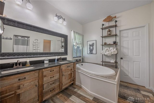 8272 Snake Road, Trotwood, OH 45426